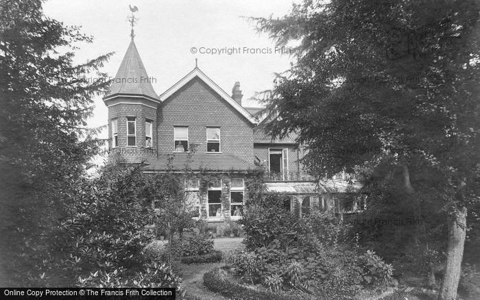 Photo of Farnham, Highlands, Military Hospital 1917