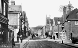South Street 1913, Farnham