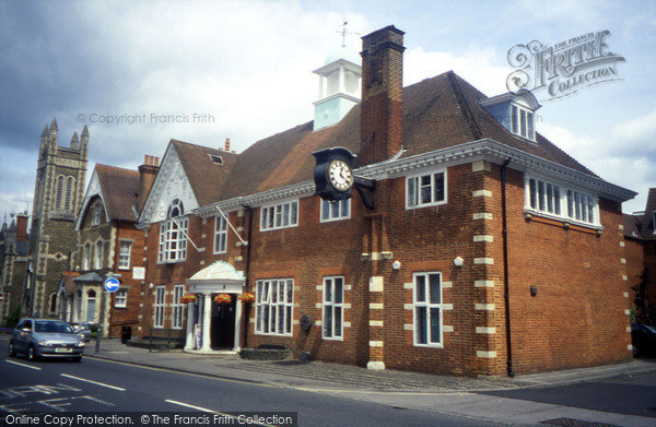 Photo of Farnham, South Street 2004