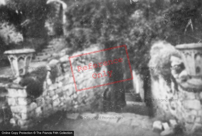 Photo of Farnham, Steps To The Dungeons 1924