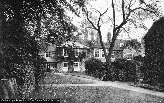 Photo of Farnham, The Bishop's Hostel 1913