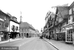 The Borough 1935, Farnham