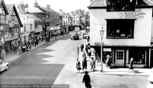Photo of Farnham, The Borough c.1965
