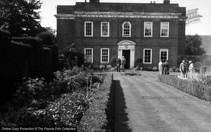 Photo of Farnham, The Grange c.1950