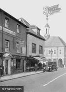 The Queen's Head 1932, Farnham