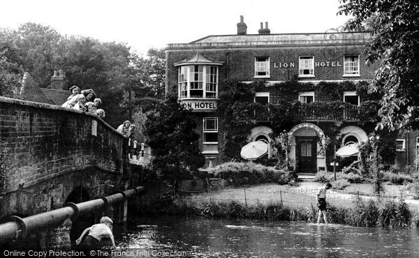 Photo of Farningham, Lion Hotel  c.1955