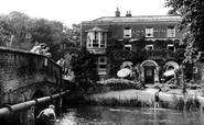 Lion Hotel  c.1955, Farningham