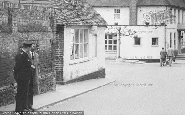 Photo of Farningham, Policeman And The Bull Hotel c.1955