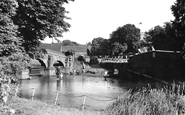 The Bridge 1953, Farningham