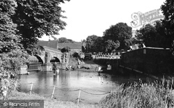 The Bridge 1953, Farningham