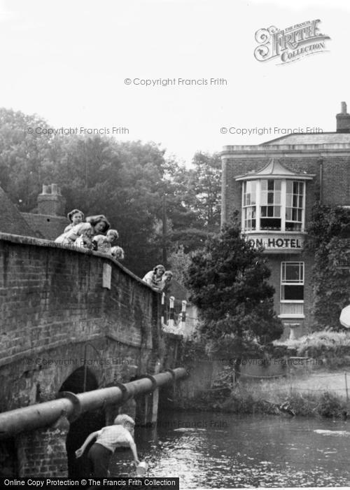 Photo of Farningham, The Bridge, Children c.1955