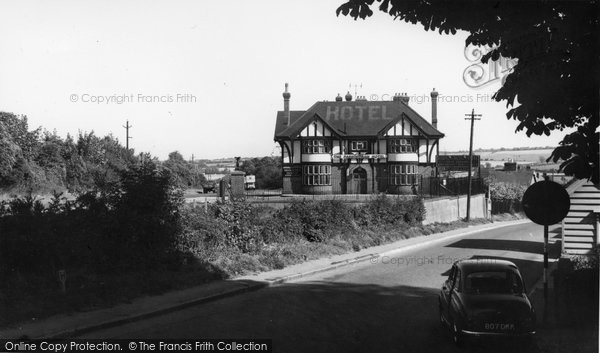 Photo of Farningham, The Farningham Hotel c.1960