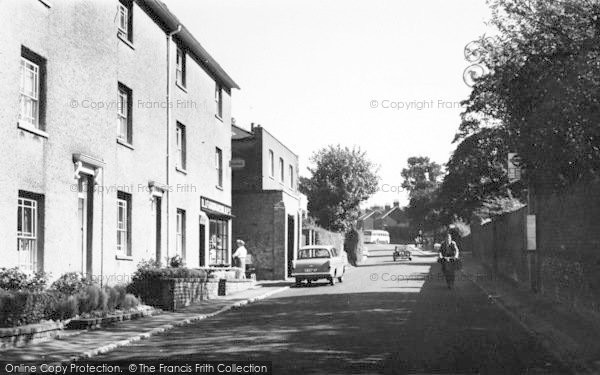 Photo of Farningham, The High Street c.1960