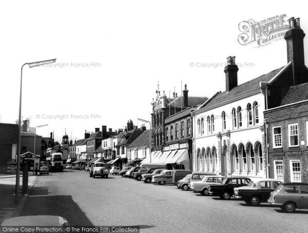 Photo of Faversham, Court Street c.1965