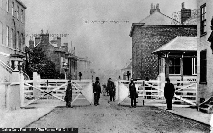 Photo of Faversham, Level Crossing, Preston Street c.1895