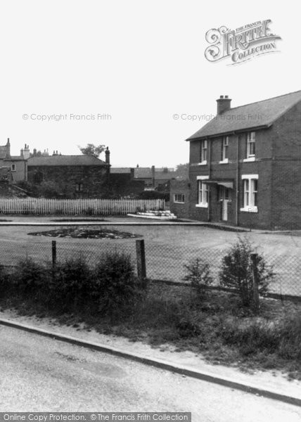 Photo of Featherstone, Cutsyke Road, North Featherstone c1960