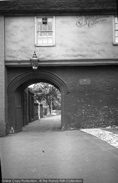 Photo of Felixstowe, Archway 1935