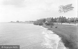 Beach West 1921, Felixstowe