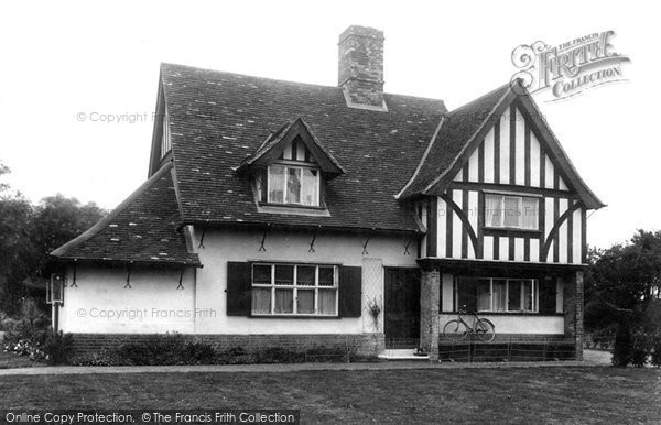 Photo of Felixstowe, Constable's Cottage 1906