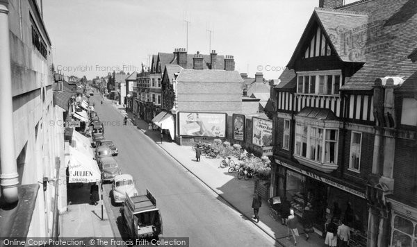 Photo of Felixstowe, Hamilton Road c.1960