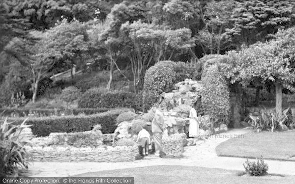 Photo of Felixstowe, Terrace Gardens c.1950