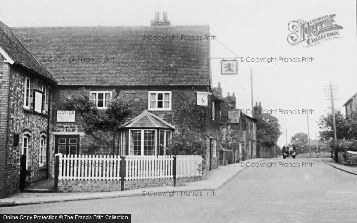 Photo of Fenny Compton, Red Lion c.1955