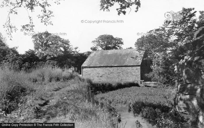 Photo of Ffynnongroyw, The Old Mill c.1955