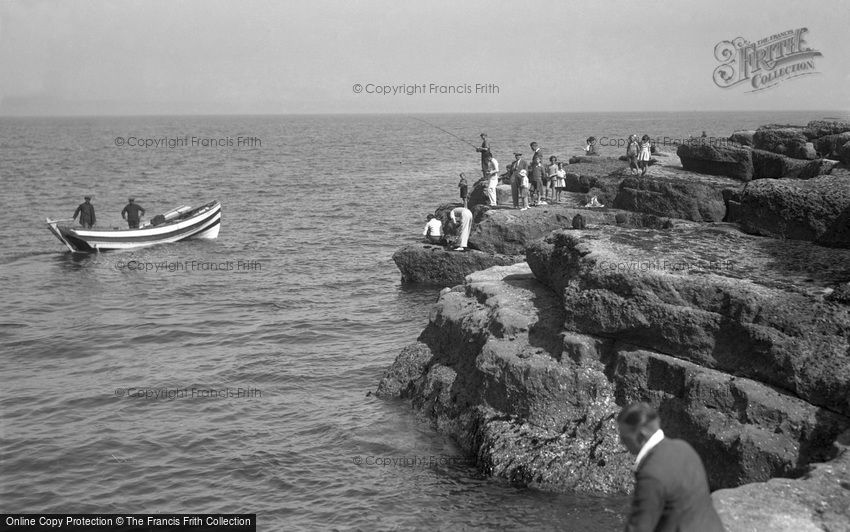 Filey, Fishing on the Brigg c1932