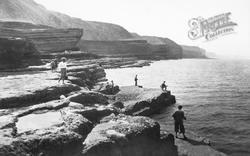 On The Brigg c.1935, Filey