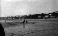 Sands 1934, Filey