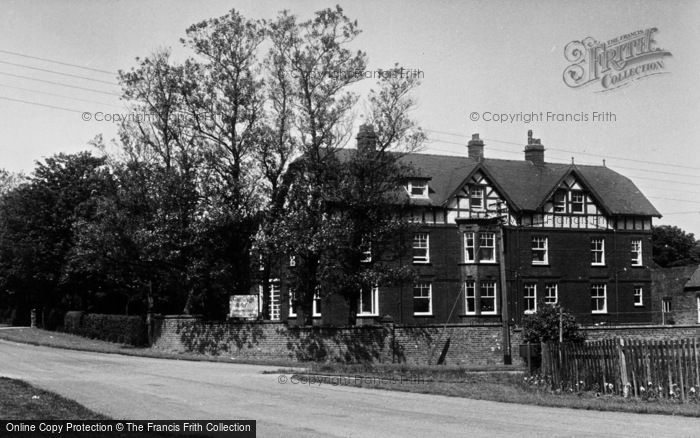 Photo of Filey, Southcliffe Hotel c.1960