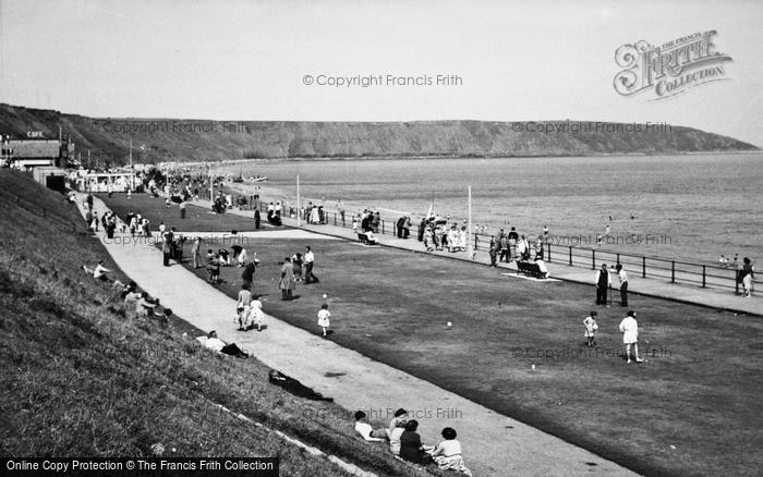 Photo of Filey, The Putting Green c.1960