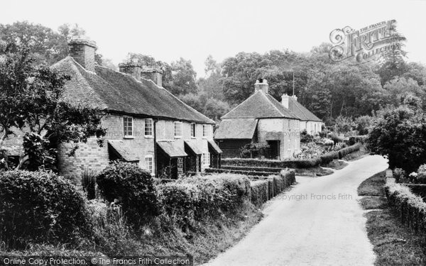 Photo of Finchampstead, The Dell c.1900