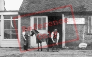 Village Forge c.1900, Finchampstead