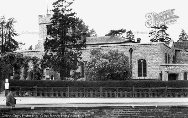 Photo of Finchley, St Mary's Church, Church End c.1955