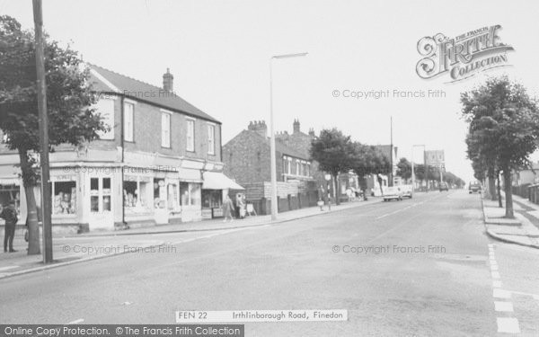 Photo of Finedon, Irthlinborough Road c.1960