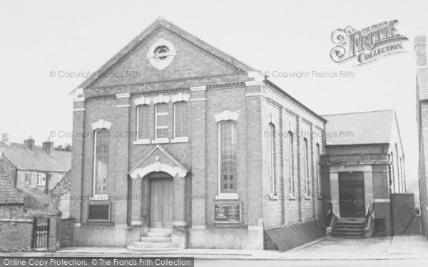 Photo of Finedon, The Independent Wesleyan Chapel c.1955