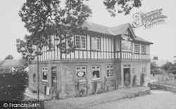 The Fishbourne Inn c.1960, Fishbourne