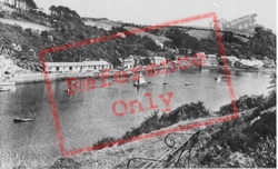 The Lower Town c.1950, Fishguard