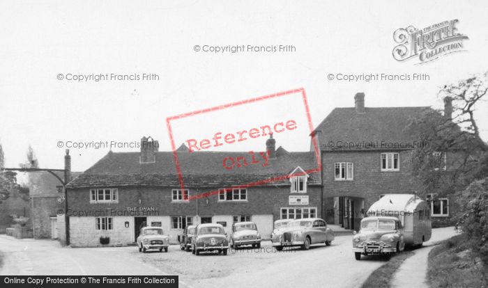 Photo of Fittleworth, The Swan c.1960
