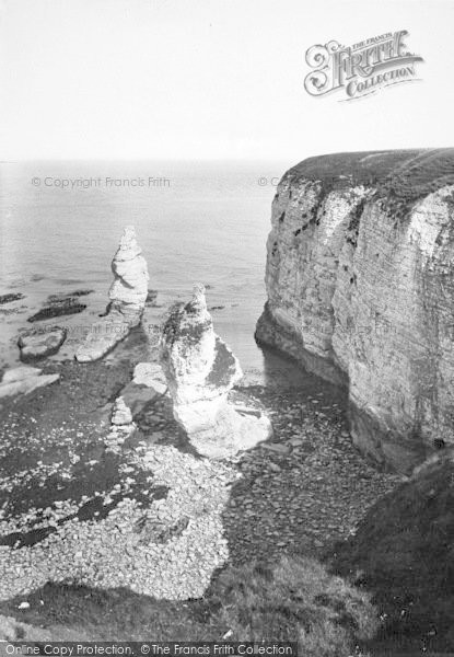 Photo of Flamborough, King And Queen Rocks 1927