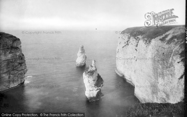 Photo of Flamborough, King And Queen Rocks 1927