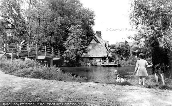 Photo of Flatford, Bridge House c.1960