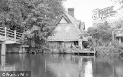 Flatford, Thatched Cottage c.1960, Flatford Mill