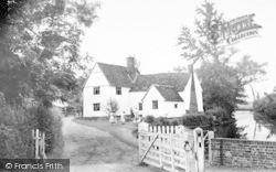 Flatford, Willy Lott's Cottage c.1960, Flatford Mill