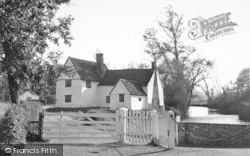 Flatford, Willy Lott's House c.1955, Flatford Mill