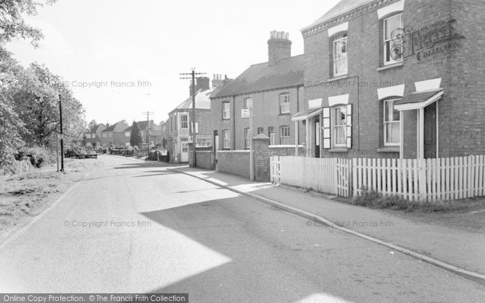 Photo of Fleckney, Saddington Road c.1960
