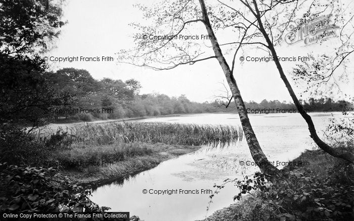 Photo of Fleet, Fleet Pond 1920
