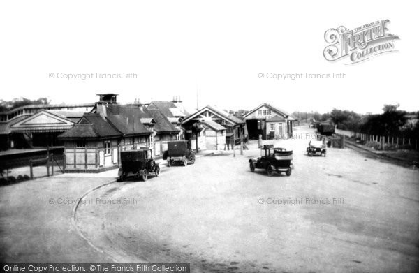 Photo of Fleet, Railway Station 1924