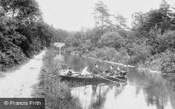 The Basingstoke Canal 1908, Fleet